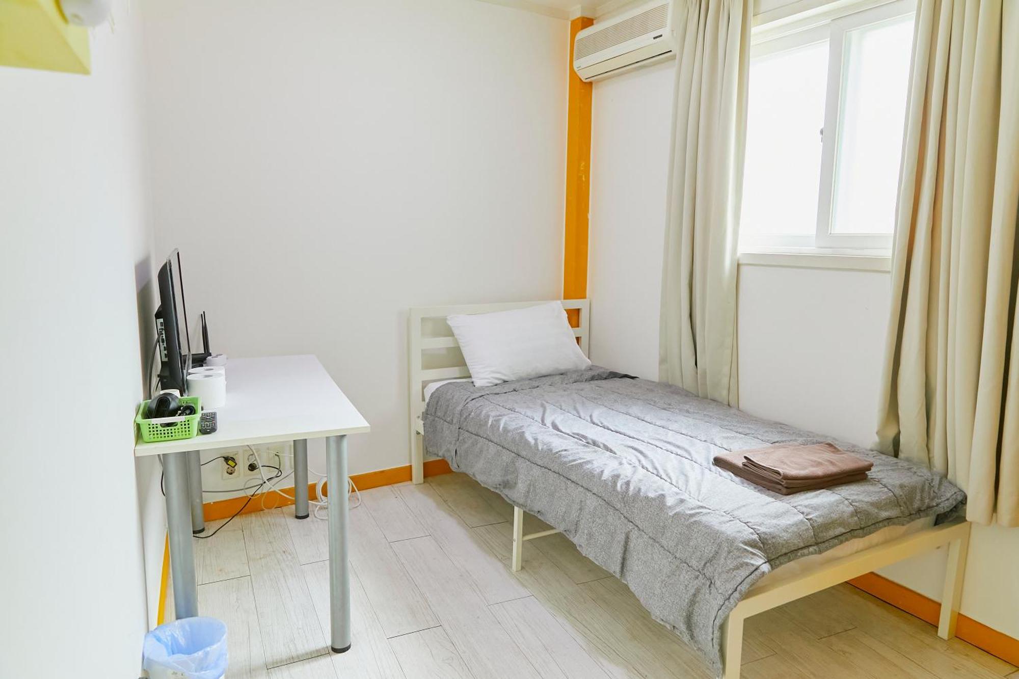 Travelers A Korea Hostel โซล ภายนอก รูปภาพ