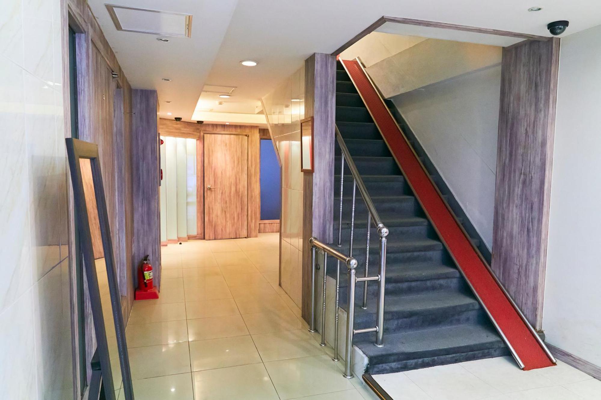 Travelers A Korea Hostel โซล ภายนอก รูปภาพ