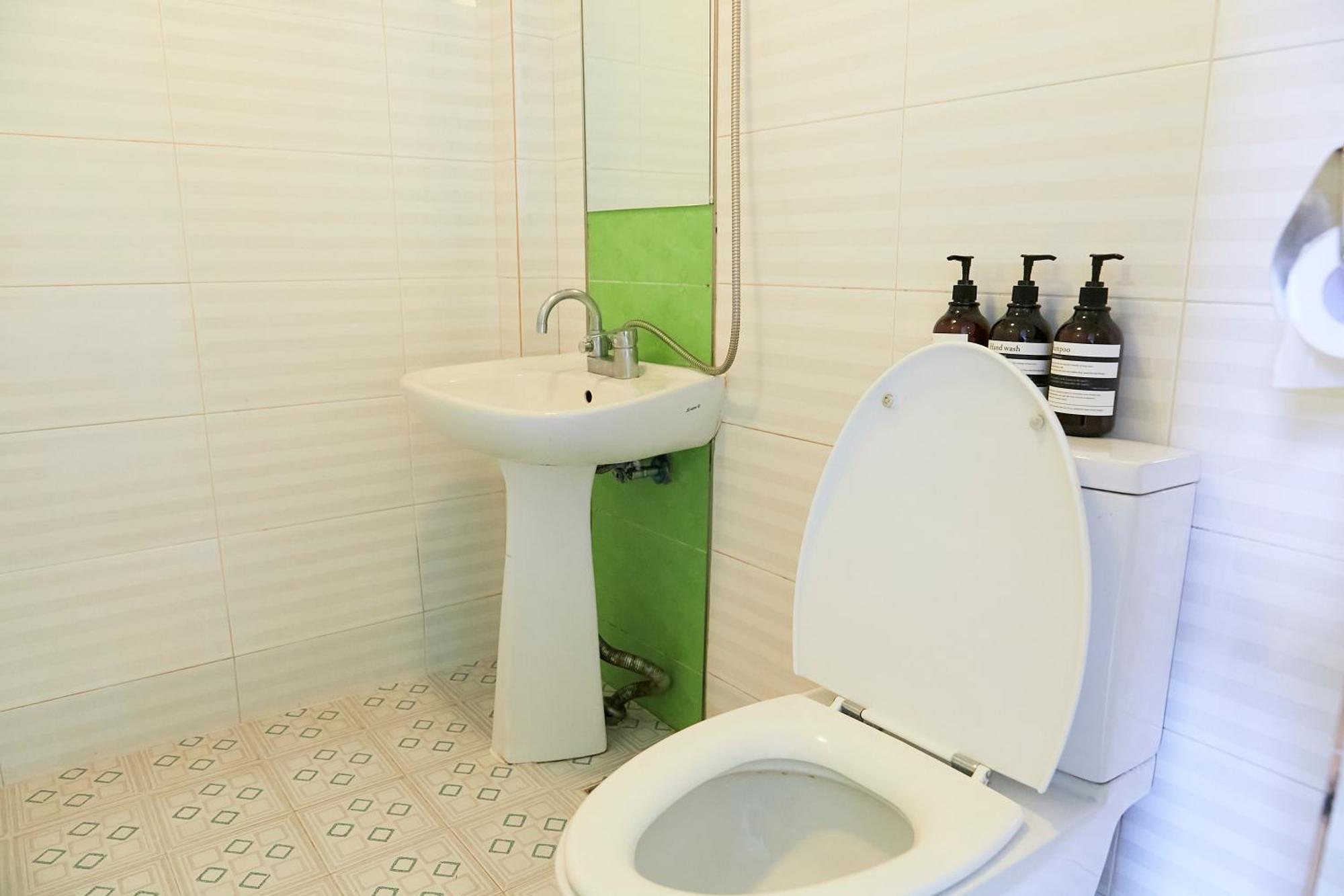 Travelers A Korea Hostel โซล ภายนอก รูปภาพ