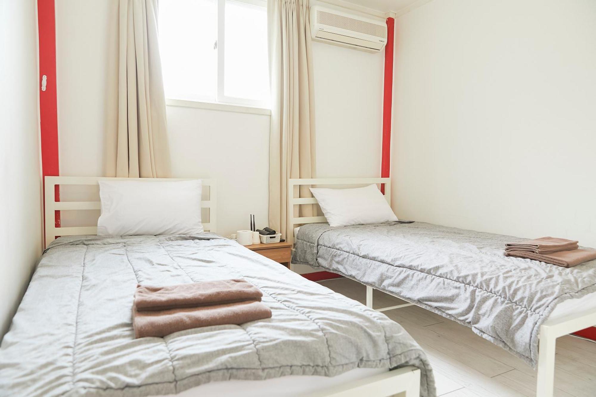 Travelers A Korea Hostel โซล ภายนอก รูปภาพ