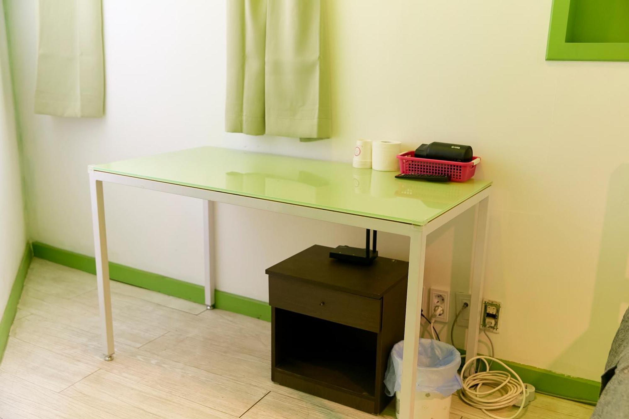 Travelers A Korea Hostel โซล ภายนอก รูปภาพ
