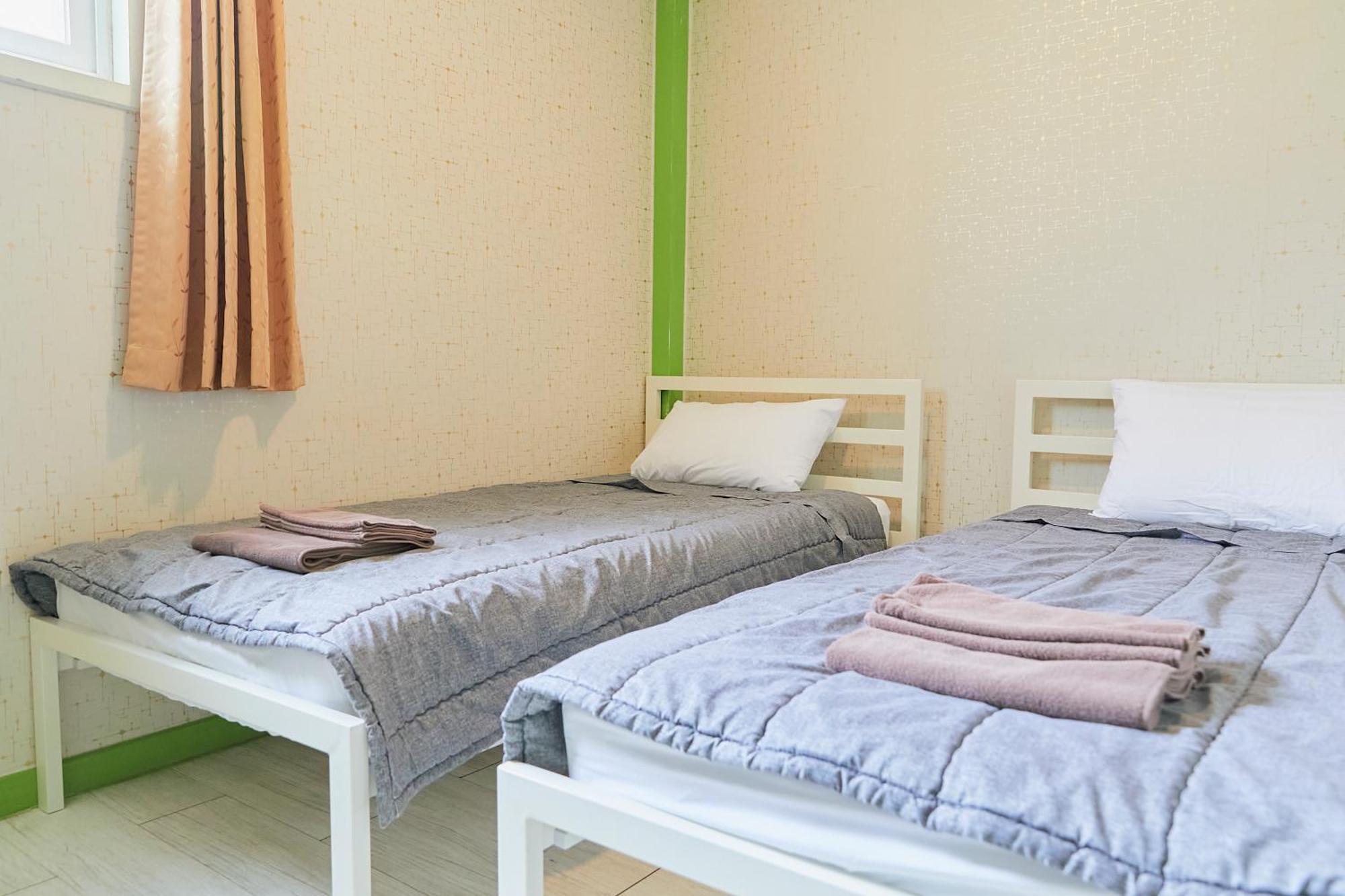 Travelers A Korea Hostel โซล ภายนอก รูปภาพ