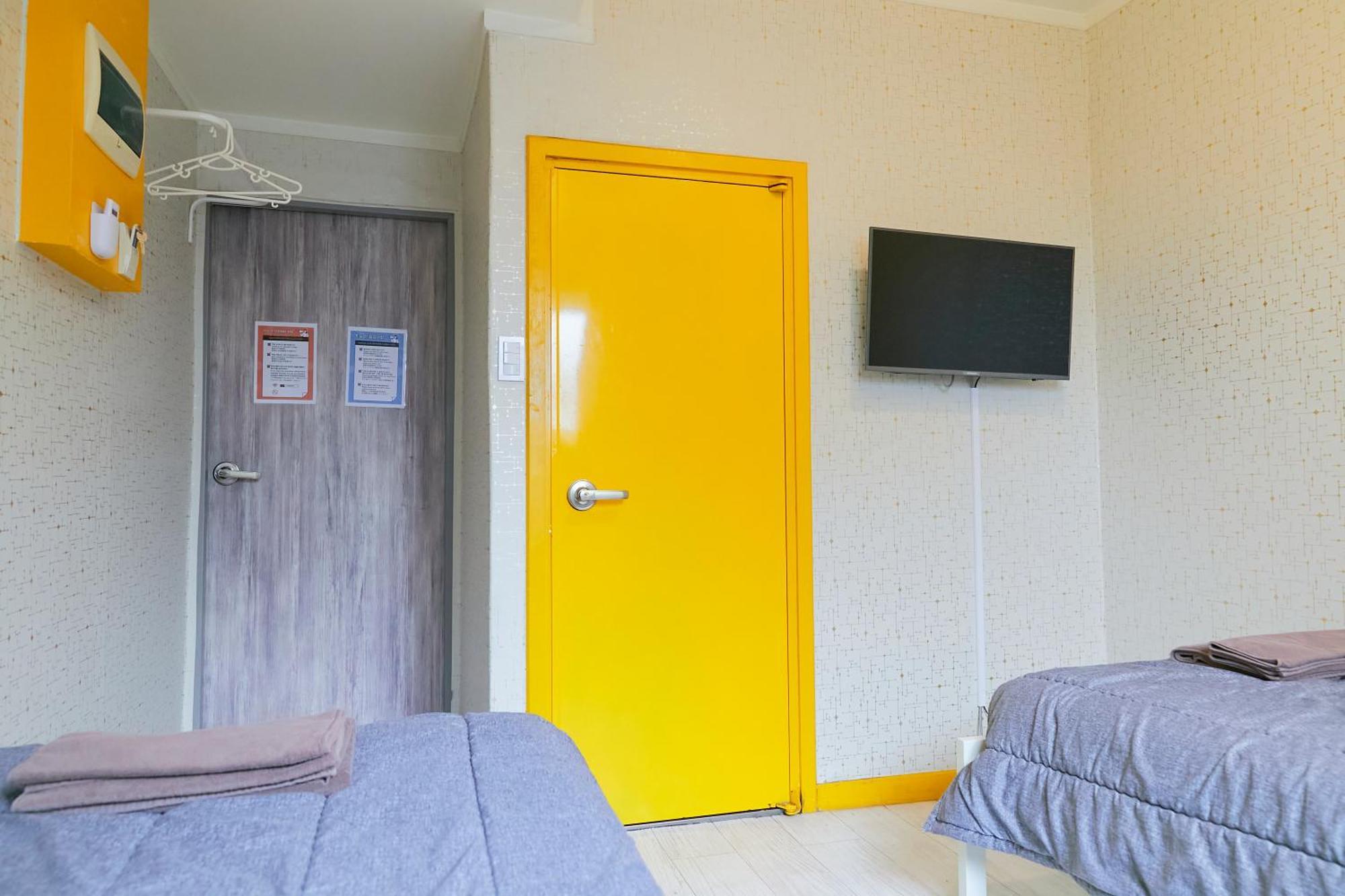 Travelers A Korea Hostel โซล ภายนอก รูปภาพ